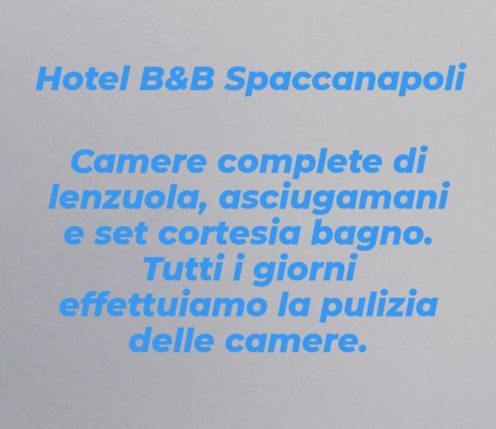 B&B Spaccanapoli A Due Passi Da Via Tribunali Eksteriør billede